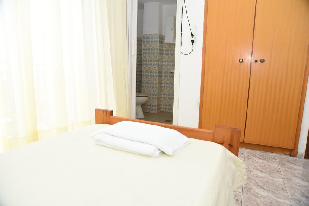 Anestis Chatzimihail Rooms Kamariotissa Bagian luar foto